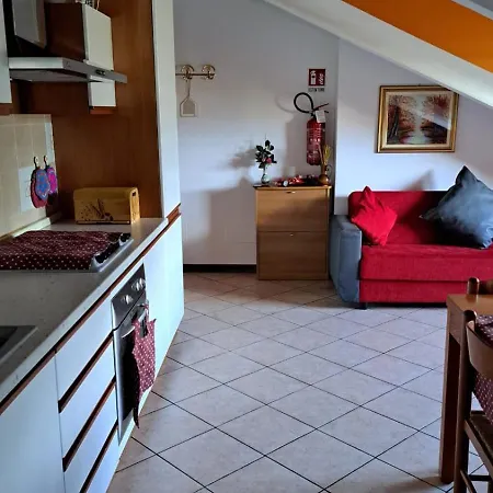 Casa Paola - Stazione 400 Mt - Free Wifi * Arcore